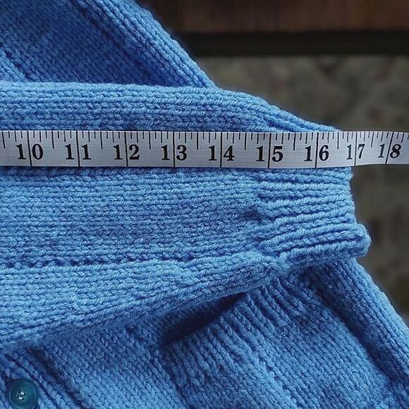 Vtg kids sky blue hand-knit grandpa sweater - Picture 5 of 9